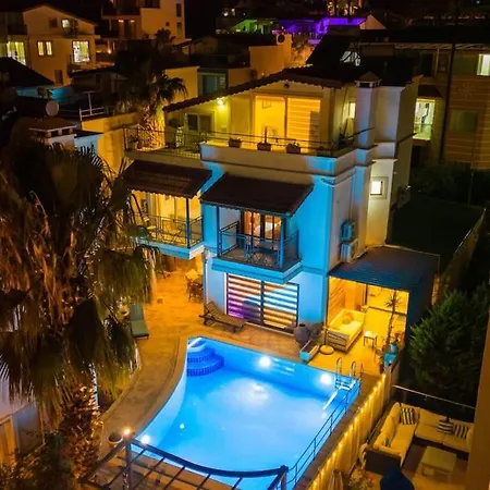 Merkezde Havuzlu شقة كالكان