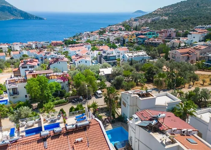 Merkezde Havuzlu *
