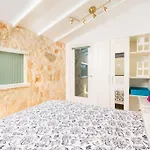 דירה Merkezde Havuzlu